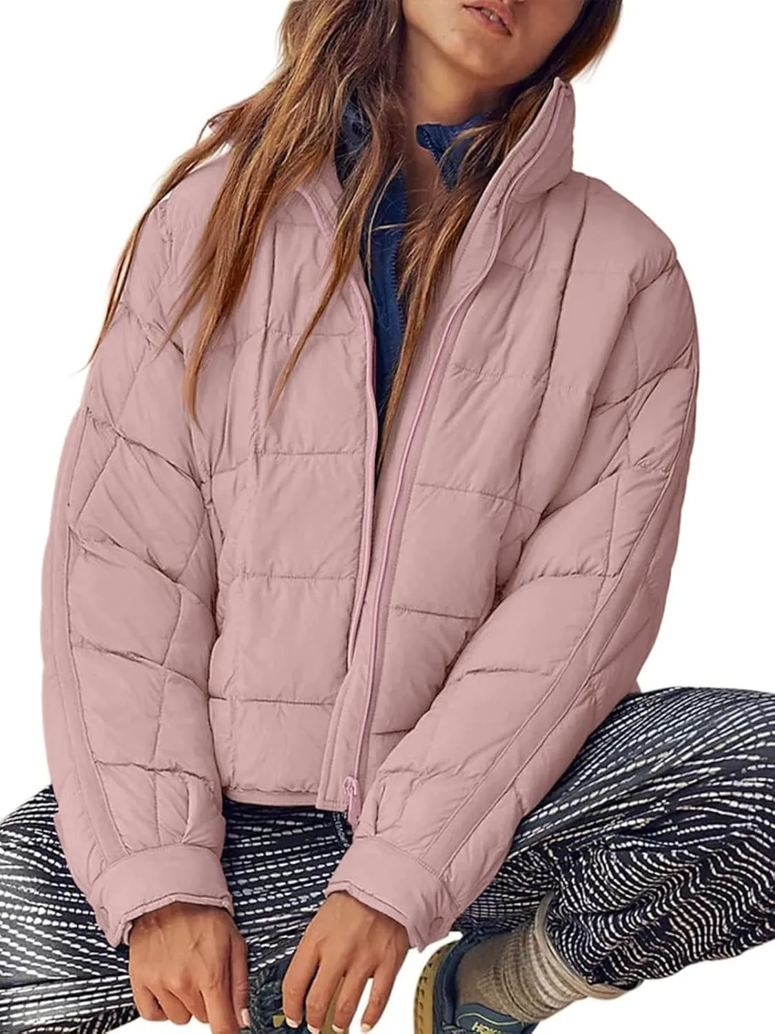 Aiopr Women's Oversized Lightweight Down Coat Long Sleeve Zip Packable Short Puffer Jackets