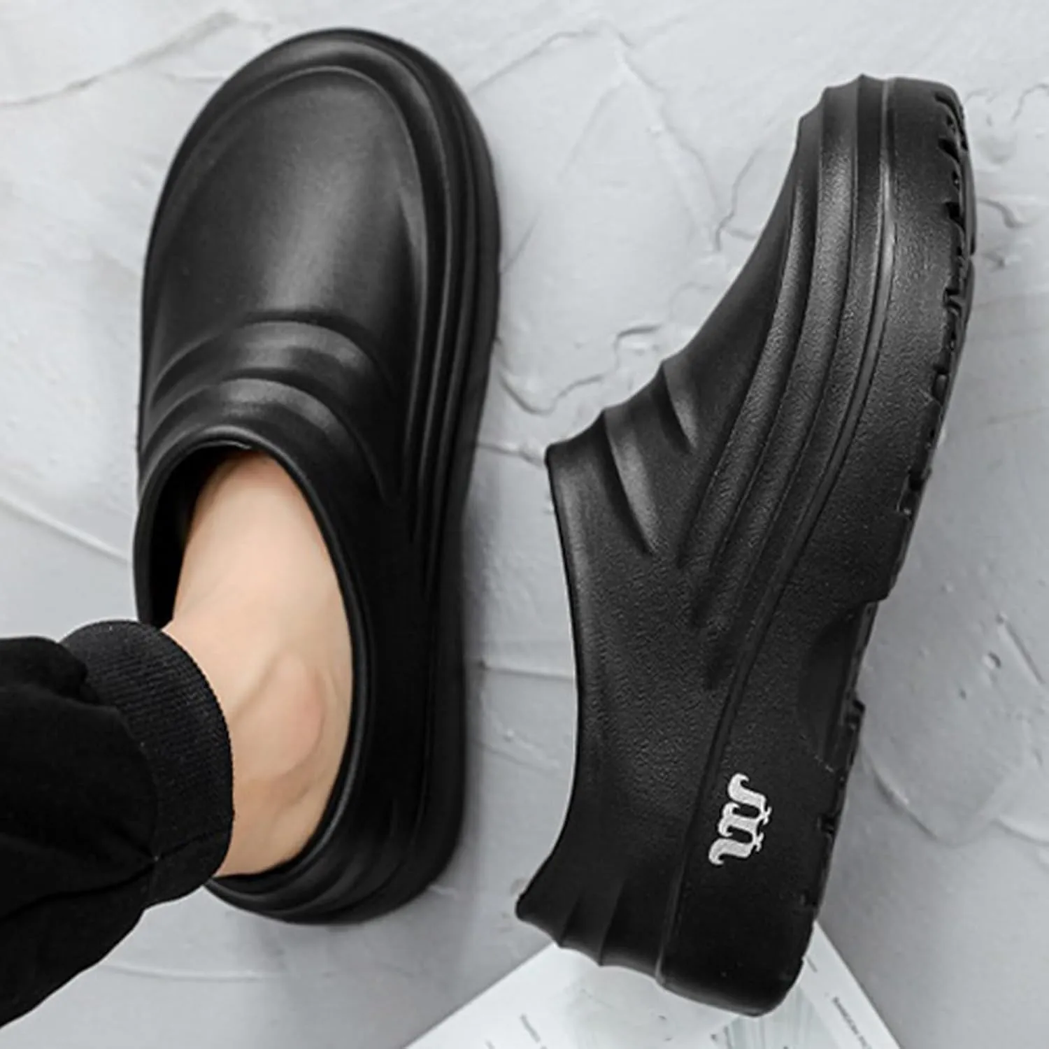 Armadillo Clogs for Women Men, Armadillo Chef Shoes Healthy Non-Slip Comfort, Oil Resistant, Kitchen Work Clogs(A-Black,9.5 Women/8 Men)