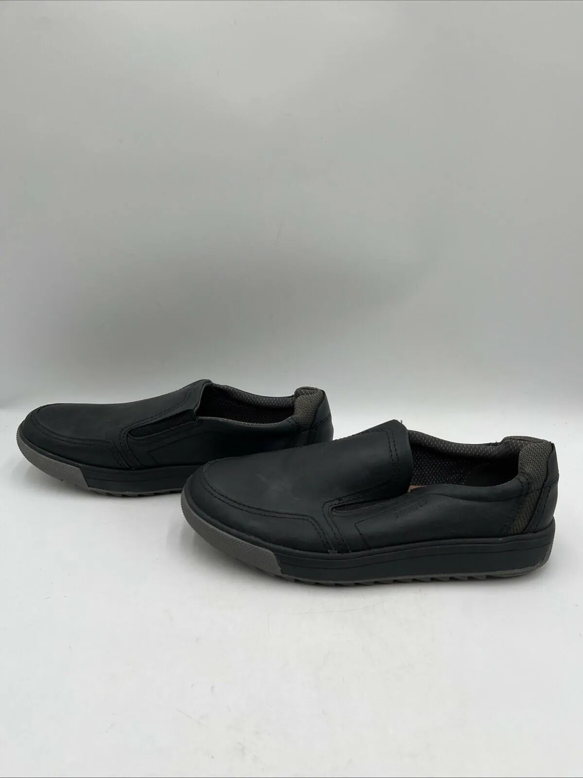 Baretraps JARRED Black Leather Slip On Round Toe Casual Loafers Mens Size 10.5M - Very Good
