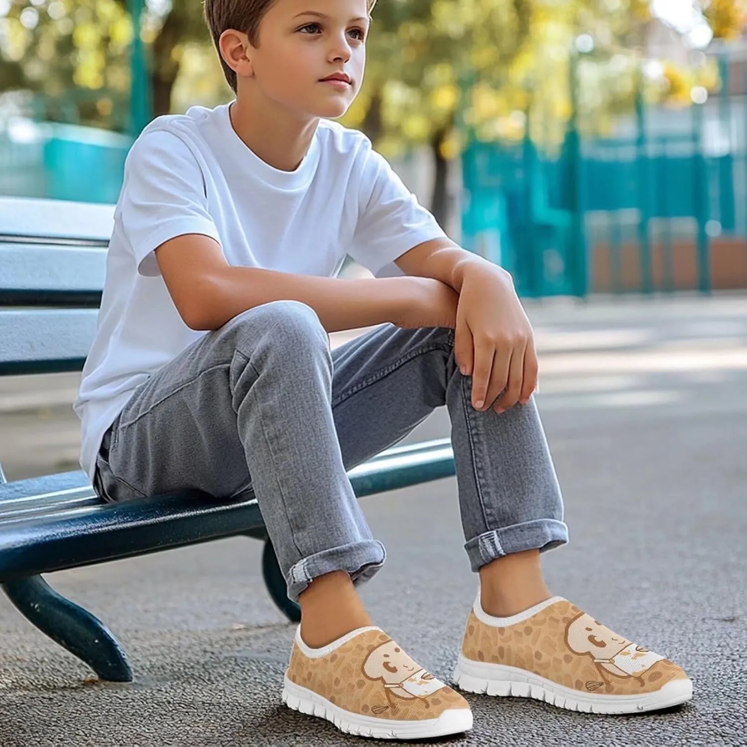 Boys Girls Shoes Kids Slip On Loafers Lightweight Non Slip Soft Walking Shoes Outdoor Low Top Casual Sneakers White Sole Size 11-15