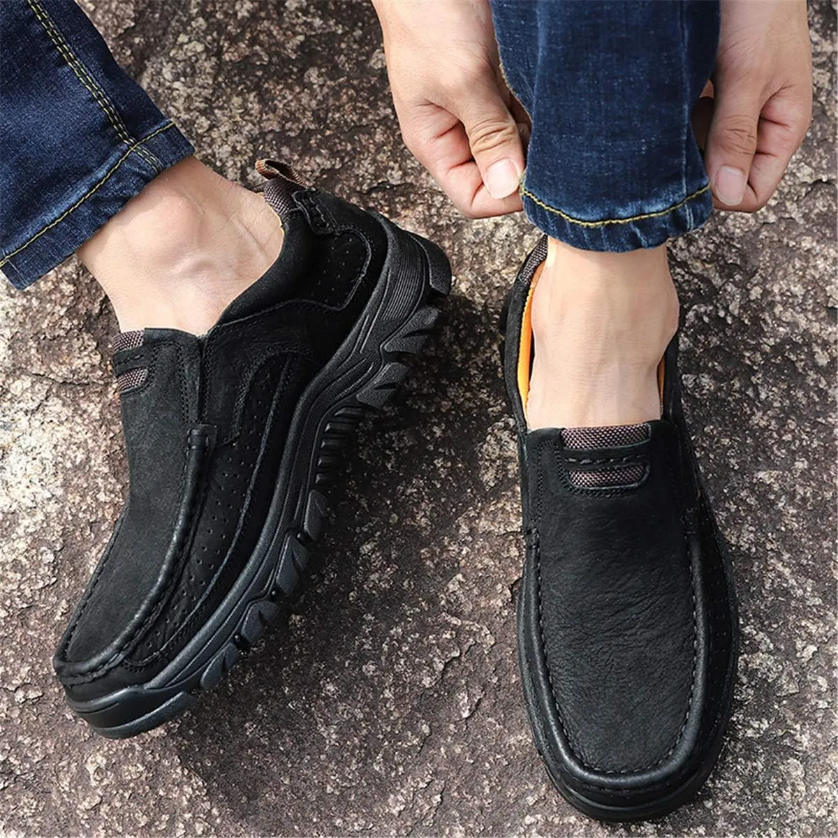 CHICLOVEY Men's Slip-on Hiking Shoes Leather Casual Outdoor Walking Sneaker