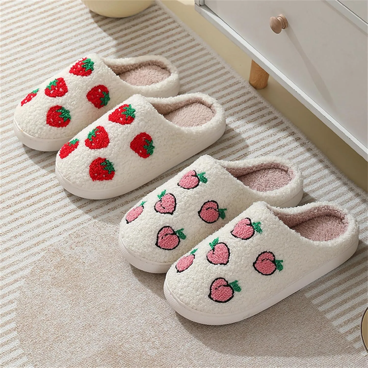 Cute Strawberry Pattern Women's Bedroom Slippers - Warm, Soft, Fuzzy, Non-Slip