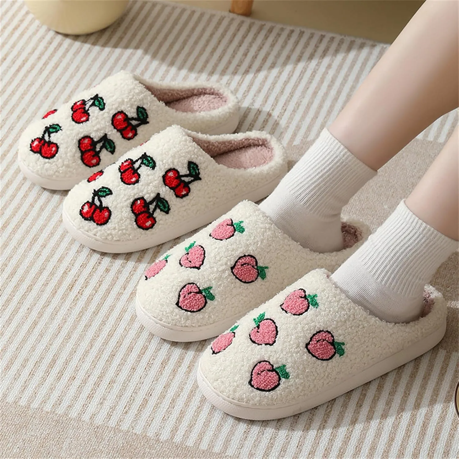 Cute Strawberry Pattern Women's Bedroom Slippers - Warm, Soft, Fuzzy, Non-Slip