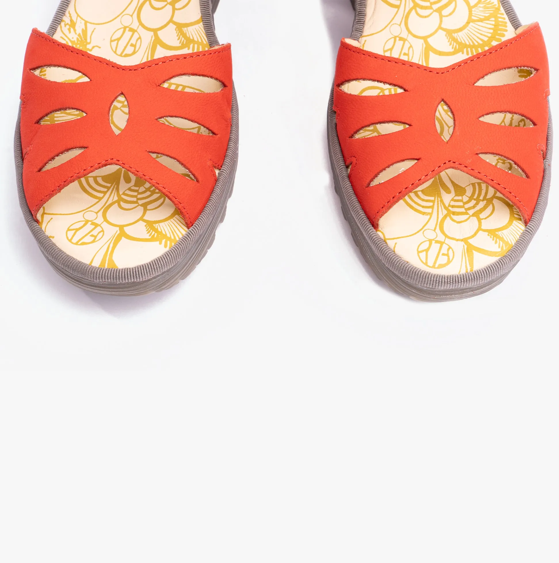 Fly London YAZI479FLY Womens Sandals Scarlet