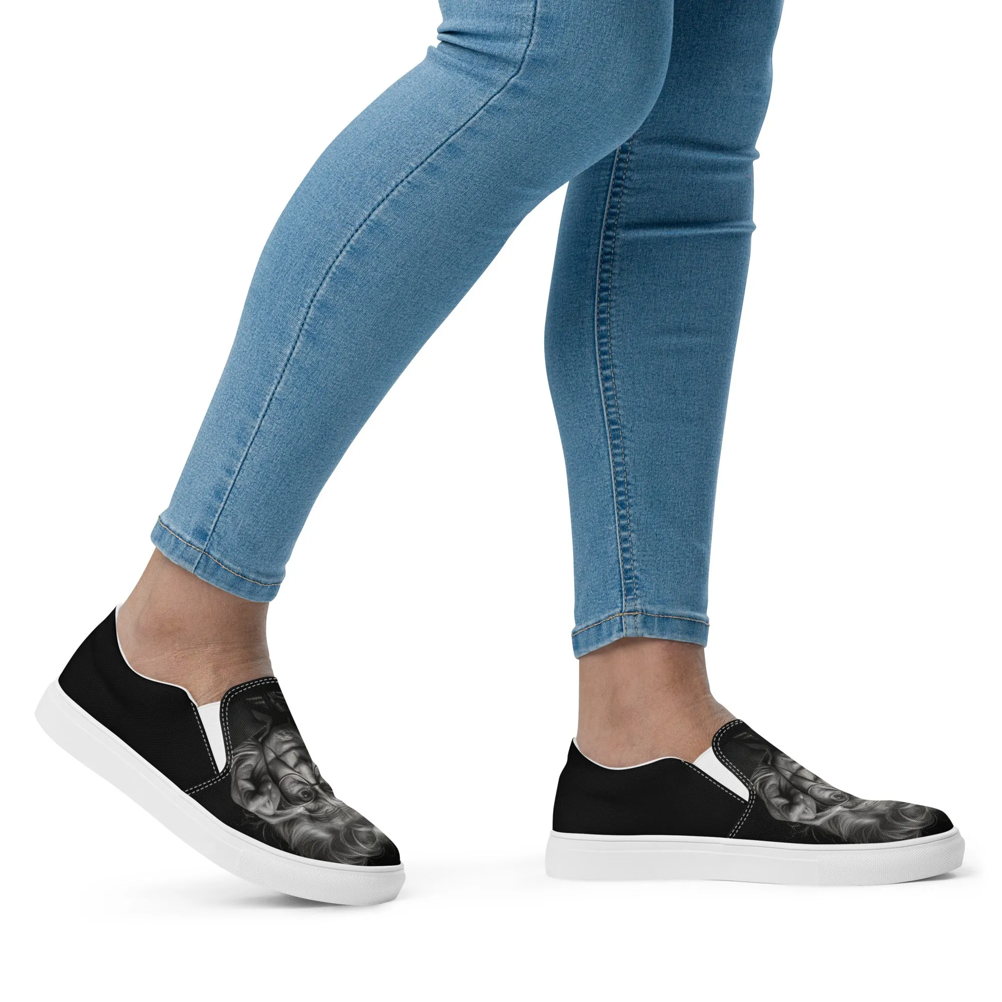 Graceful Glance Women’s slip-on canvas shoes
