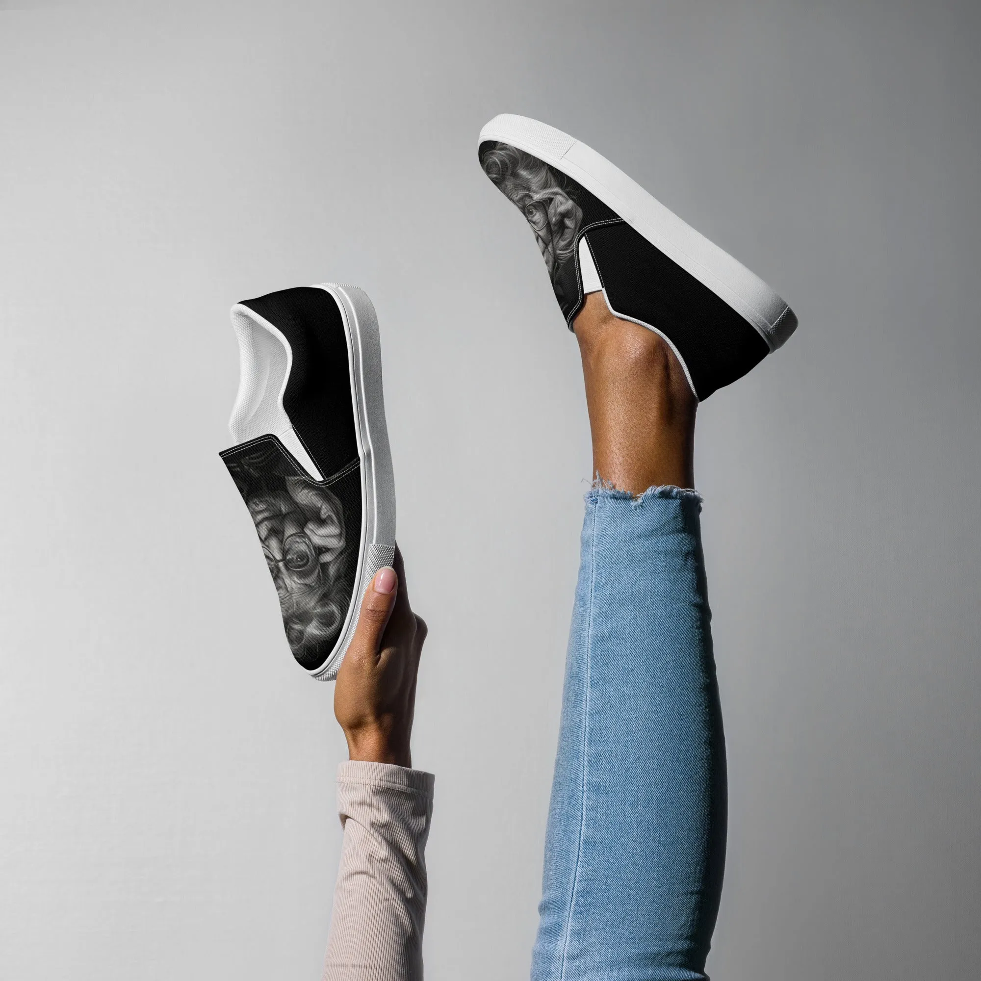 Graceful Glance Women’s slip-on canvas shoes