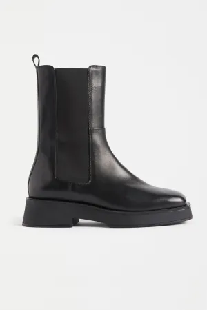 IRSA BOOT