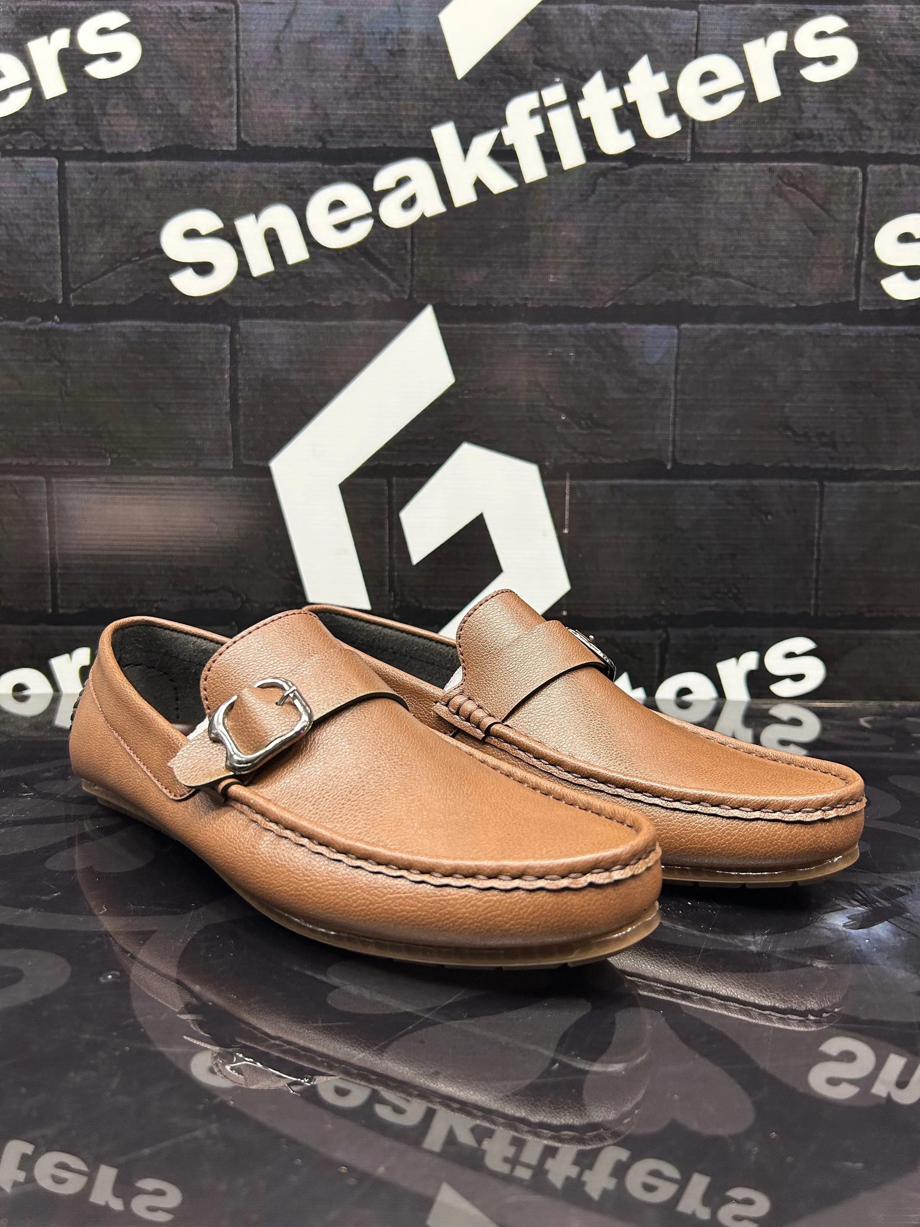 Loafer - D1 -  Brown