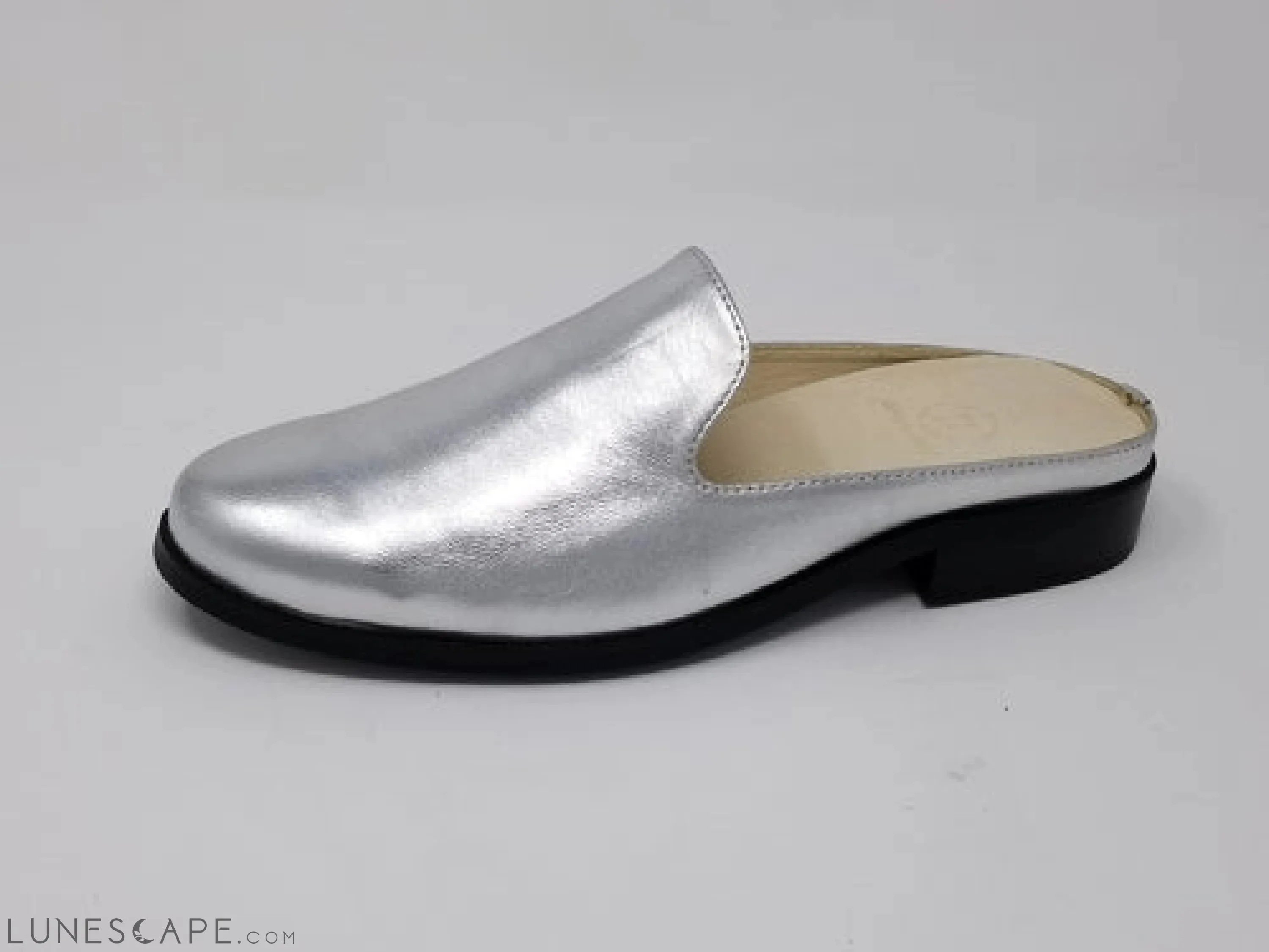 Long Beach Leopard Print Flat Mule Slipper