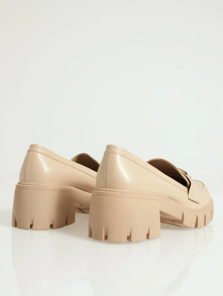 Matte Pu Chunky Loafer With Link Trim - Natural