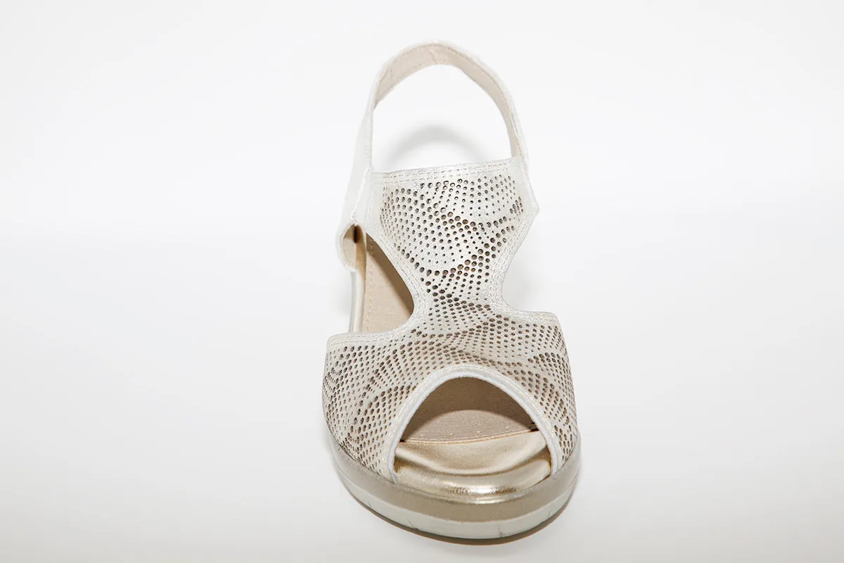 PITILLOS - 6030 WEDGE SANDAL - GOLD
