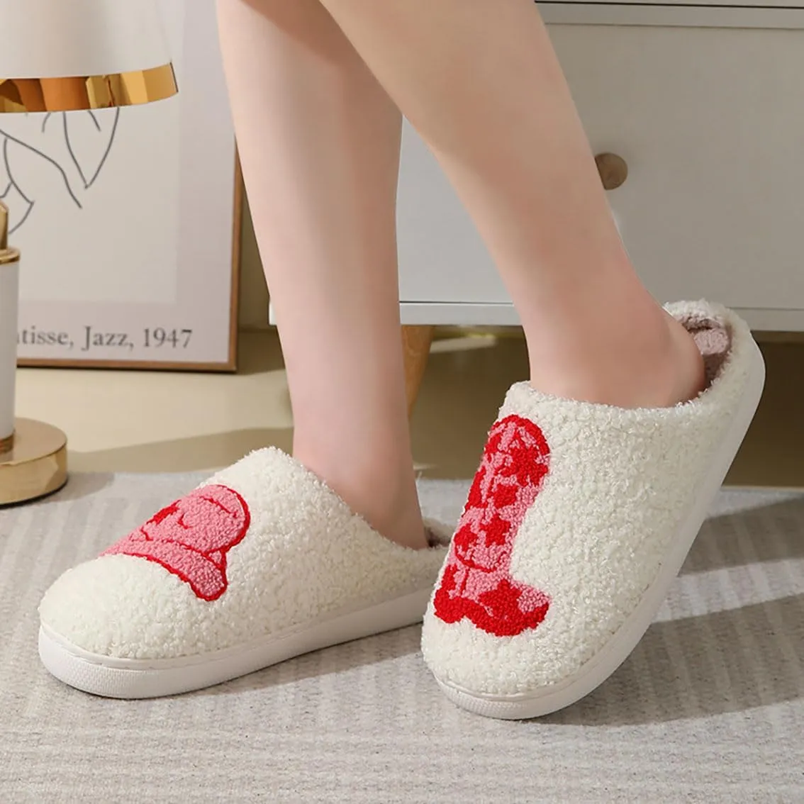QSKPC Women's Men's Heart Heart Slippers Strawberry Cherry Mushroom Slippers Evil Eye Slippers Cartoon Animal Cat Slippers Memory Foam Cozy Plush Slippers Couple Indoor Household Slippers