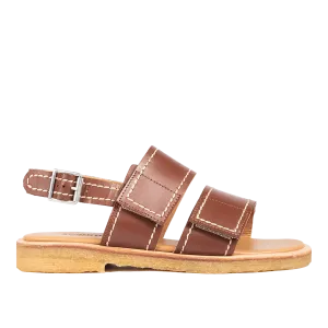 Sandal with detail stitchings, velcro and buckle