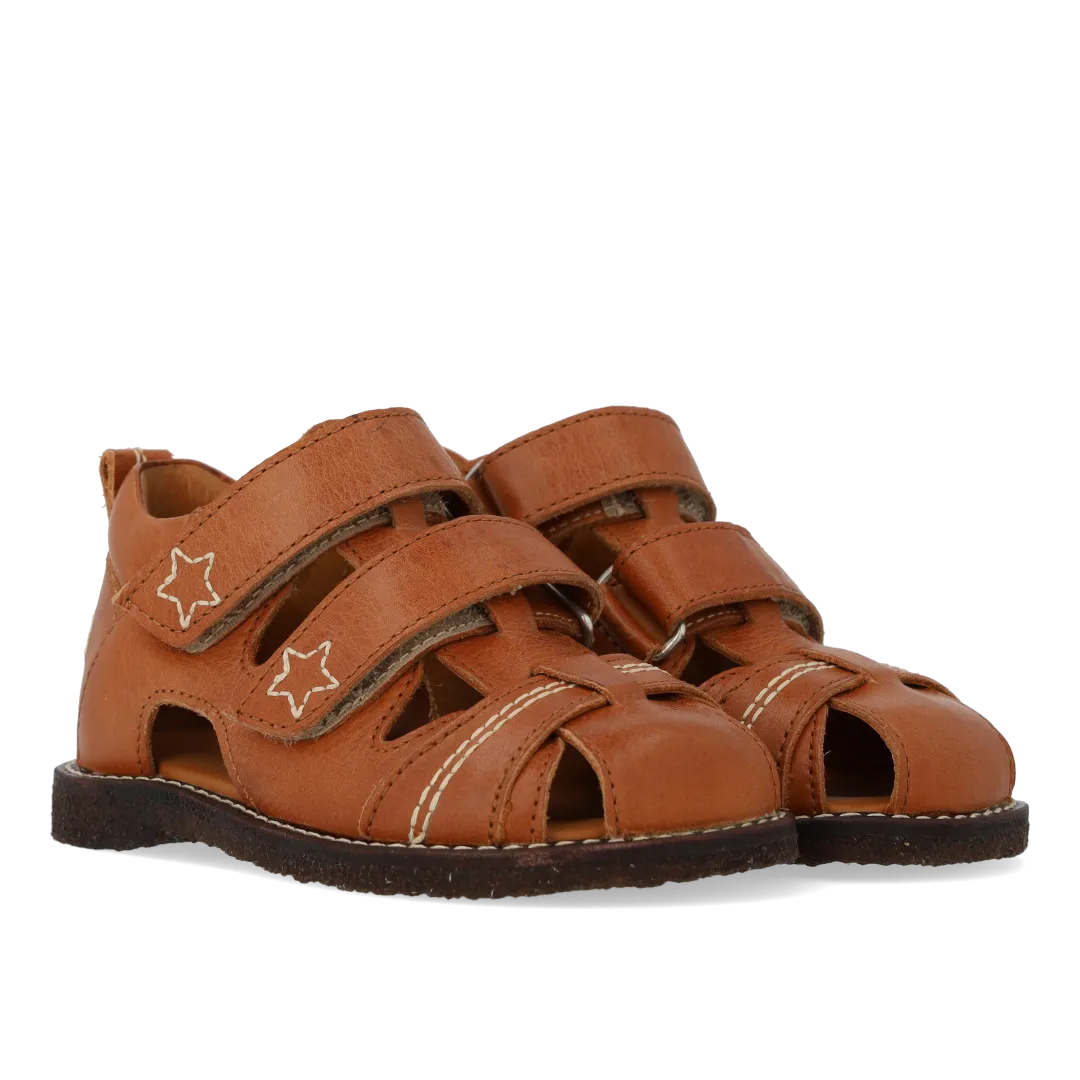 Sandal with star embroidery