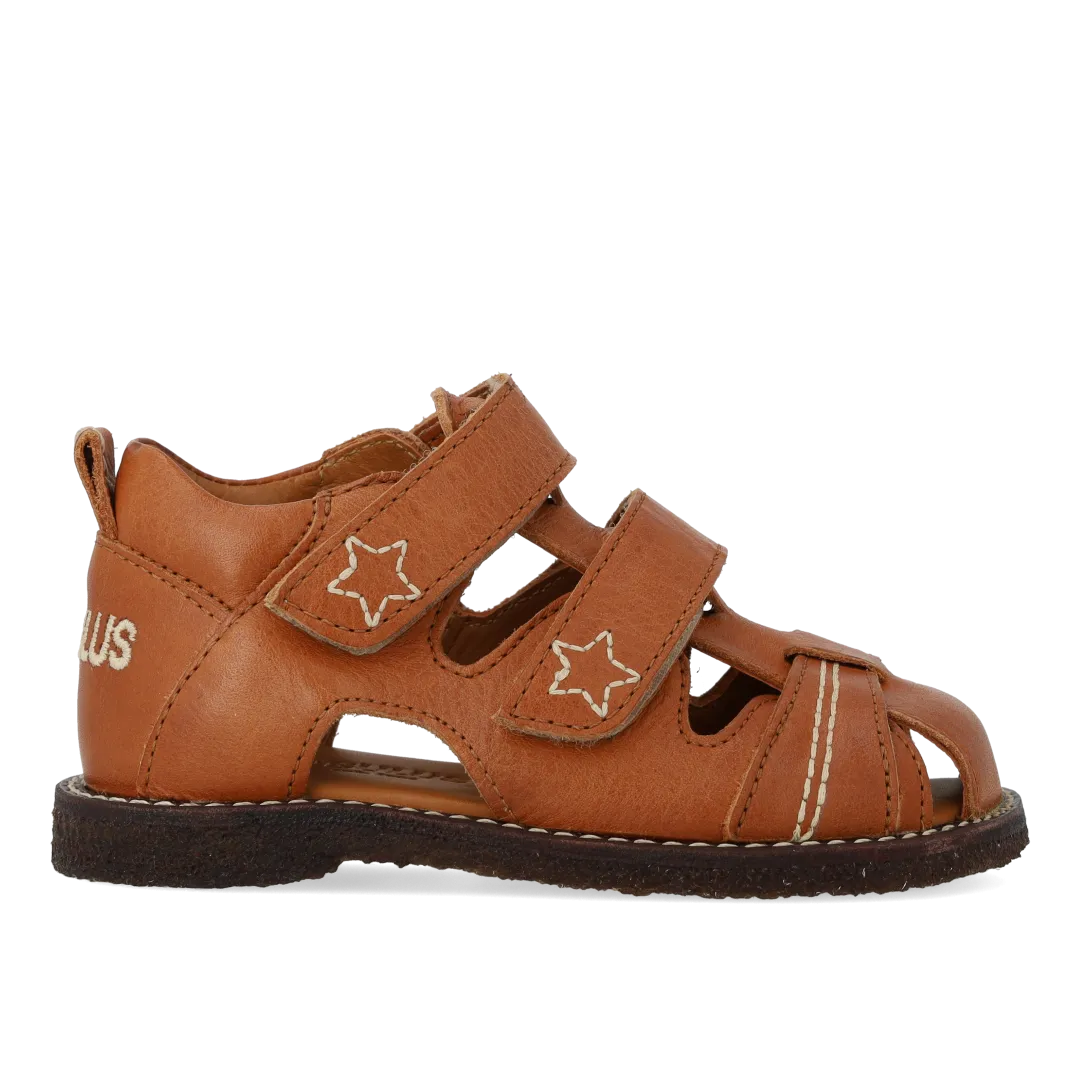 Sandal with star embroidery