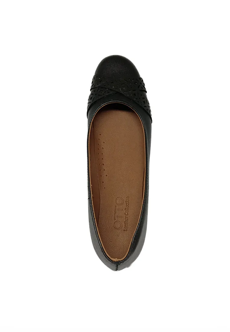 SLIP ON BLACK SHOES