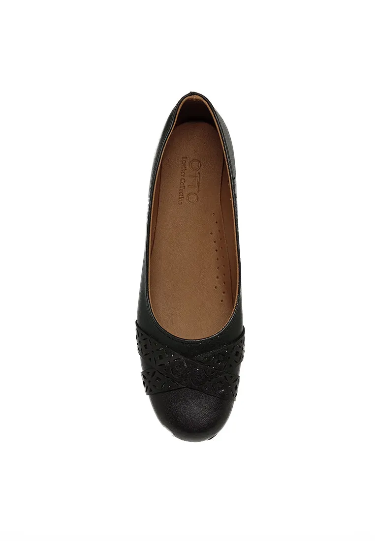SLIP ON BLACK SHOES