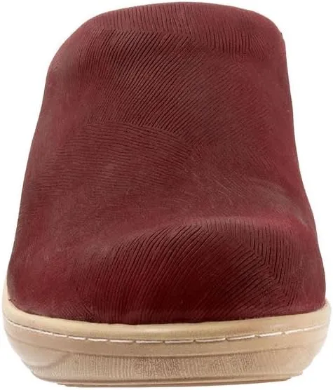 SoftWalk Men's Clogs