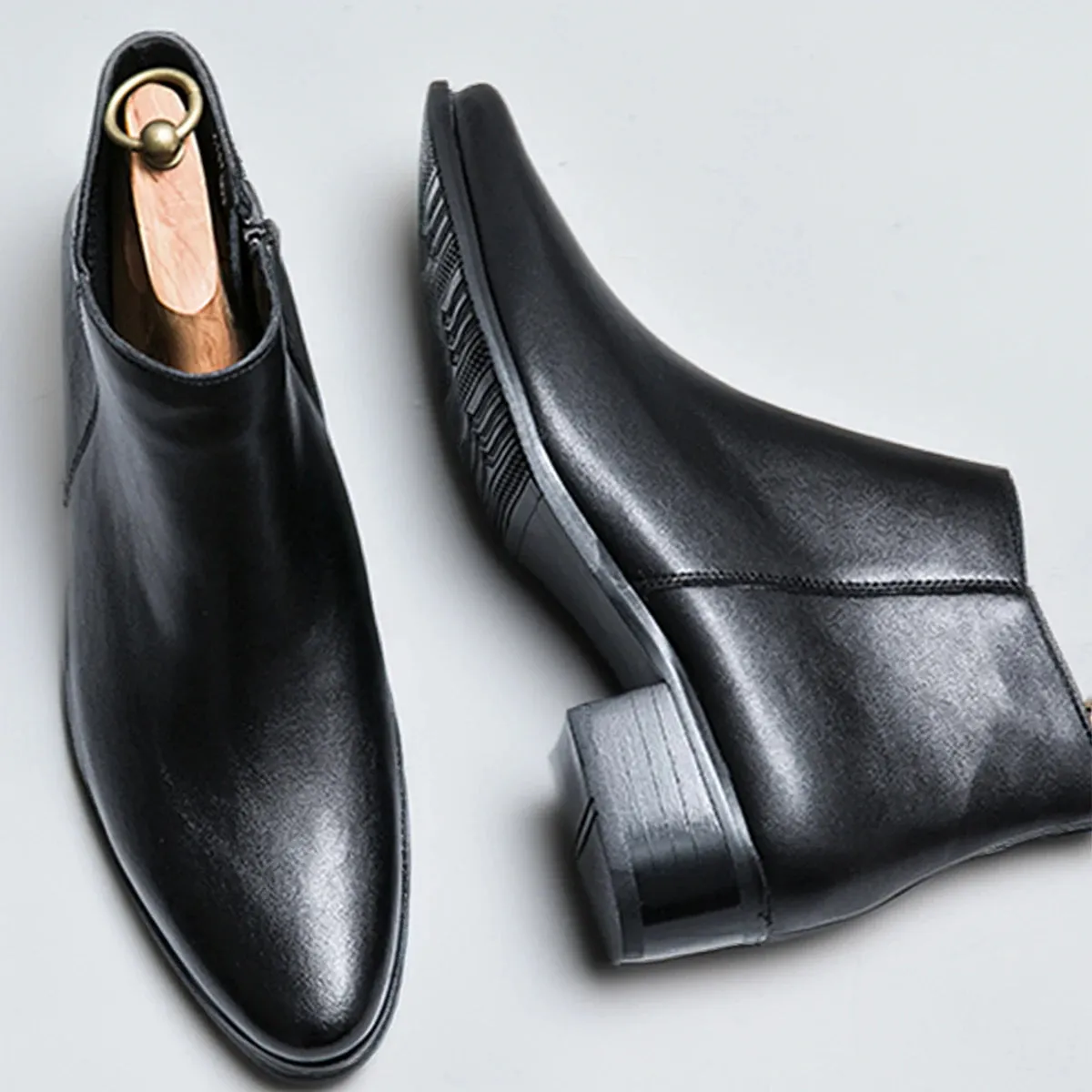 Stylish and Durable: Leather Ankle Boots