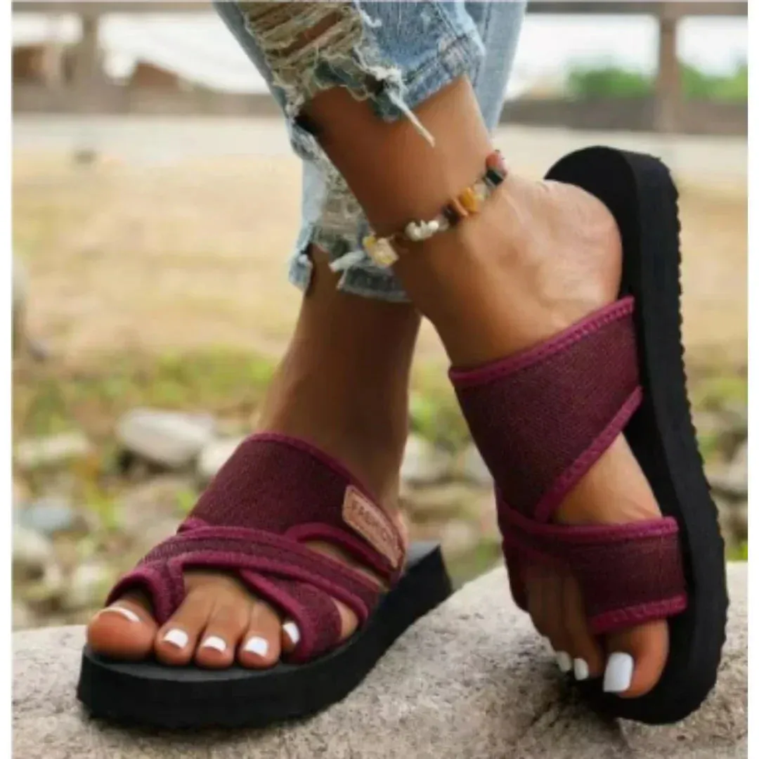 Supportive lightweight orthopedic summer footwear