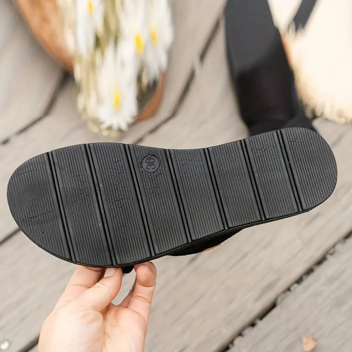 Supportive lightweight orthopedic summer footwear