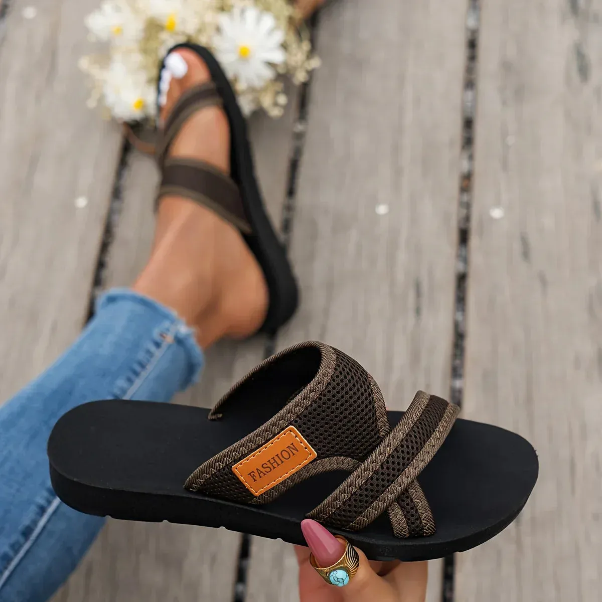Supportive lightweight orthopedic summer footwear