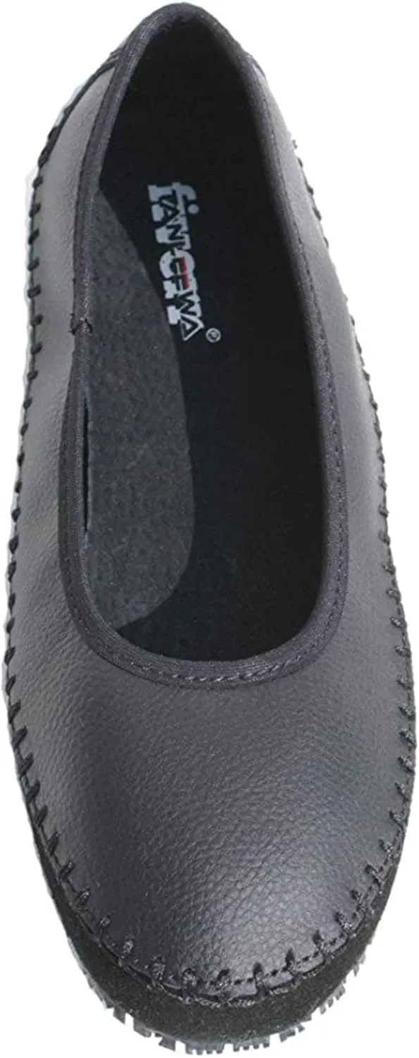 Tanleewa Slip Resistant Women Leather Shoes Waterproof Work Shoes Safety Rrain Shoes Loafer Fashion Flat Casual Shoes