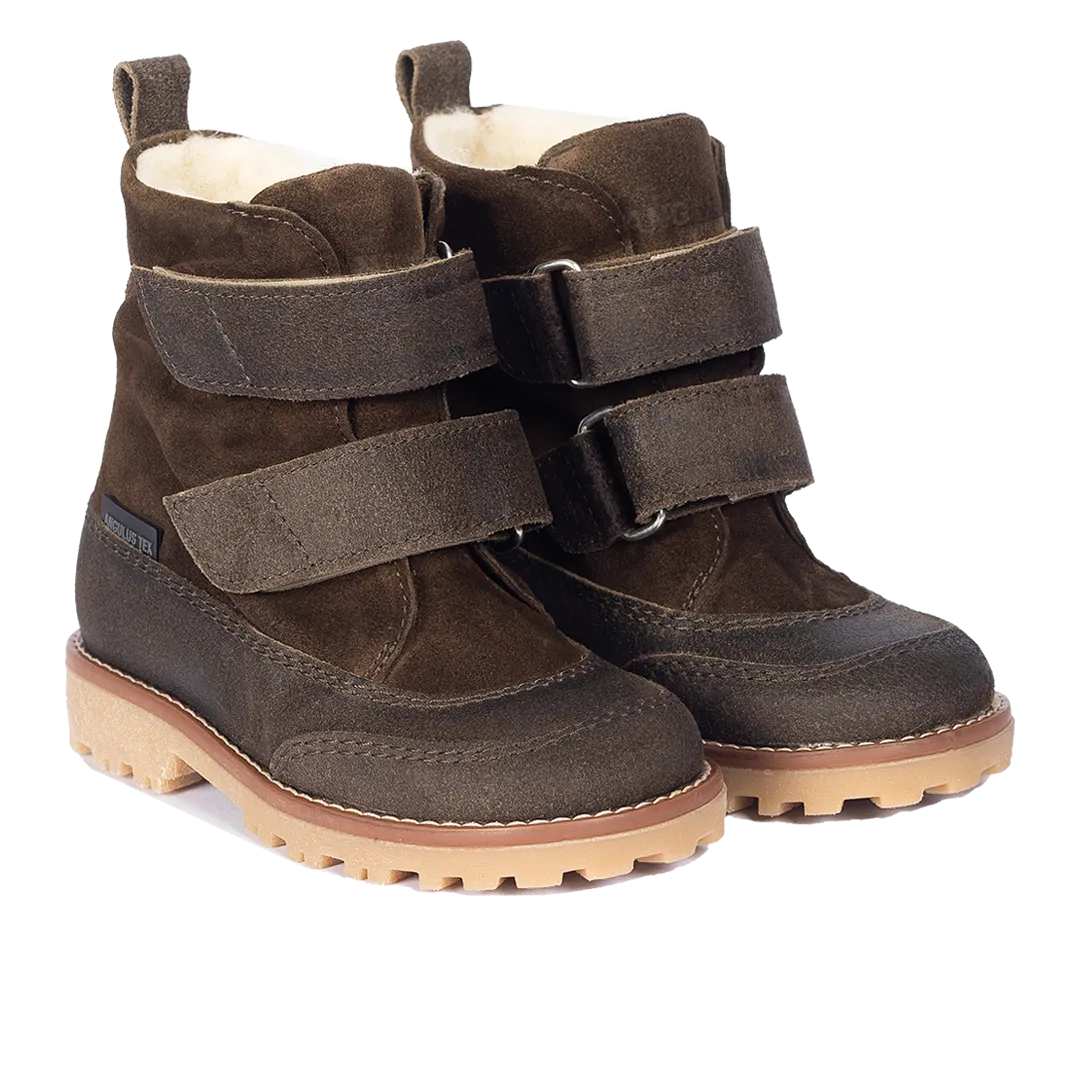 TEX-boot with wool lining and durable detailing