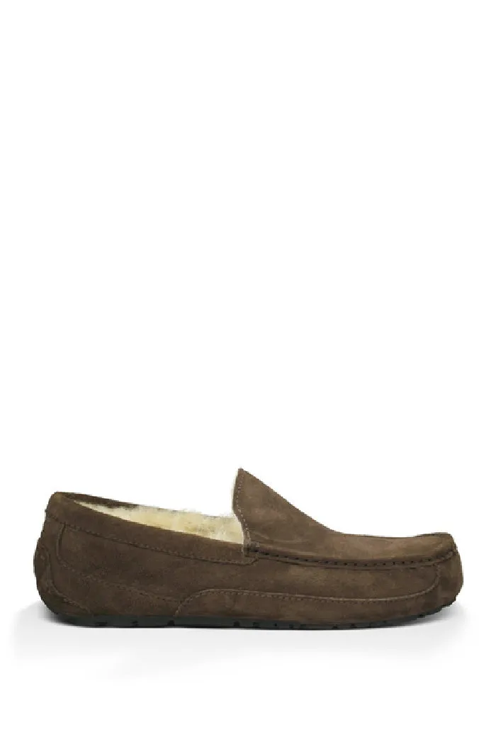 UGG ASCOT