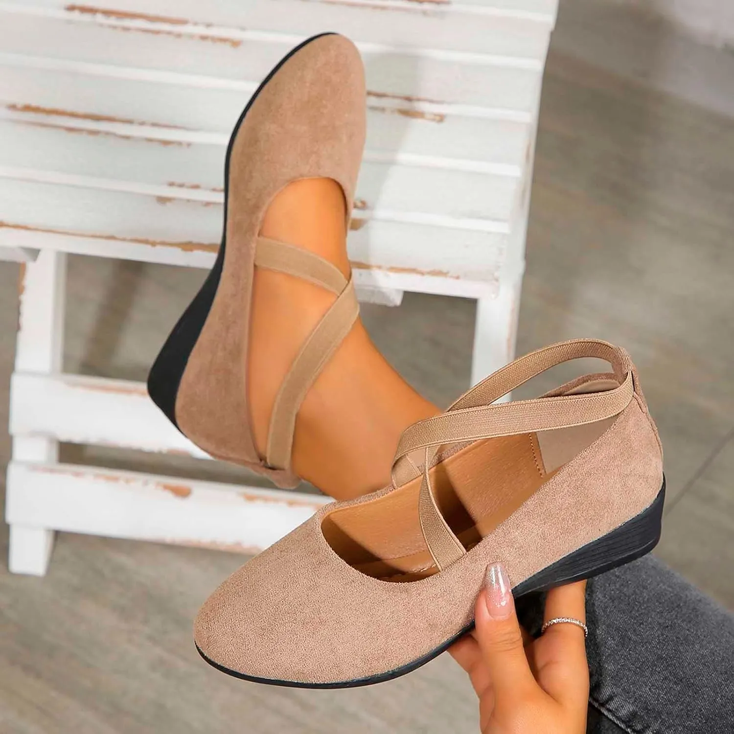 Womens Closed Toe Sandals with Ankle Strappy Comfort Cork Footbed for Comfort Arch Support Lightweight Flat Sandals