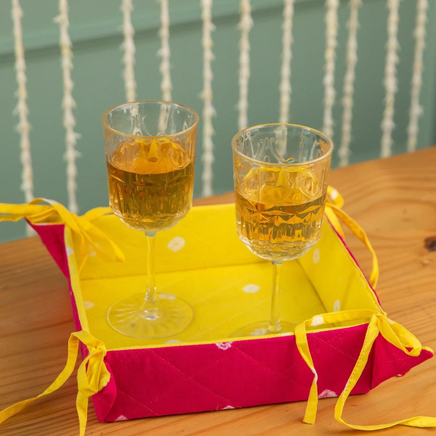 Yellow and Pink Bandhani Foldable Reversible Tray